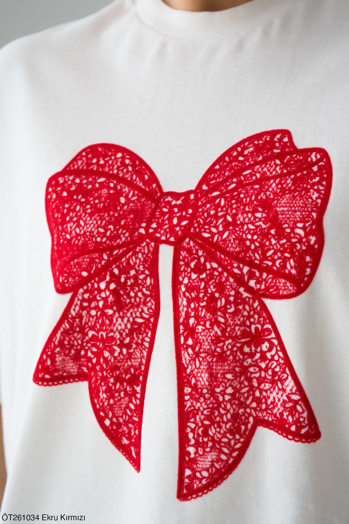 Ribbon Graphic Tee