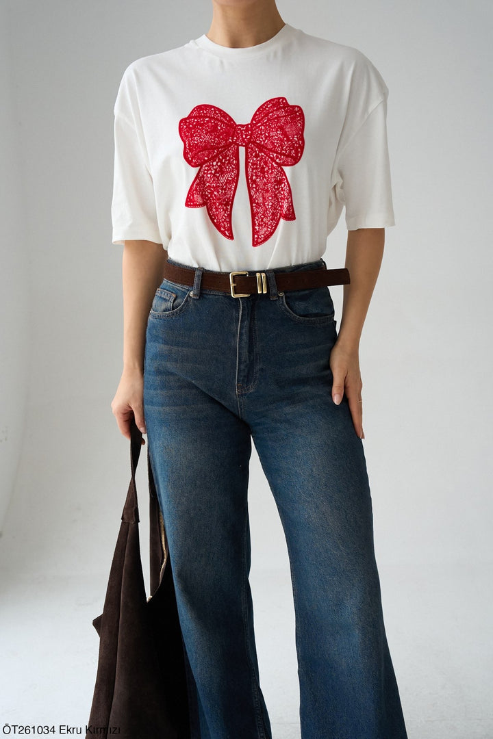 Ribbon Graphic Tee