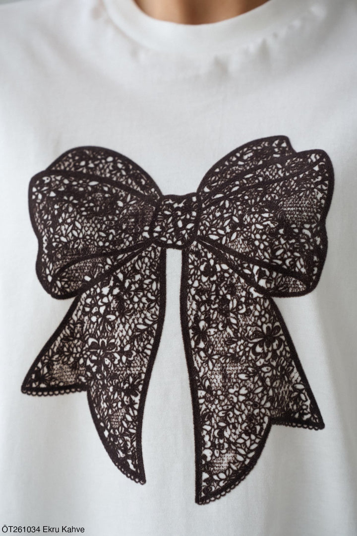 Ribbon Graphic Tee