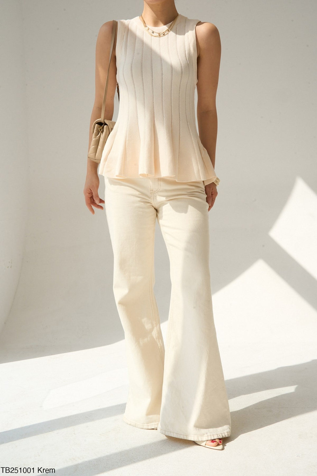 Contour™ Sculpt Peplum Top