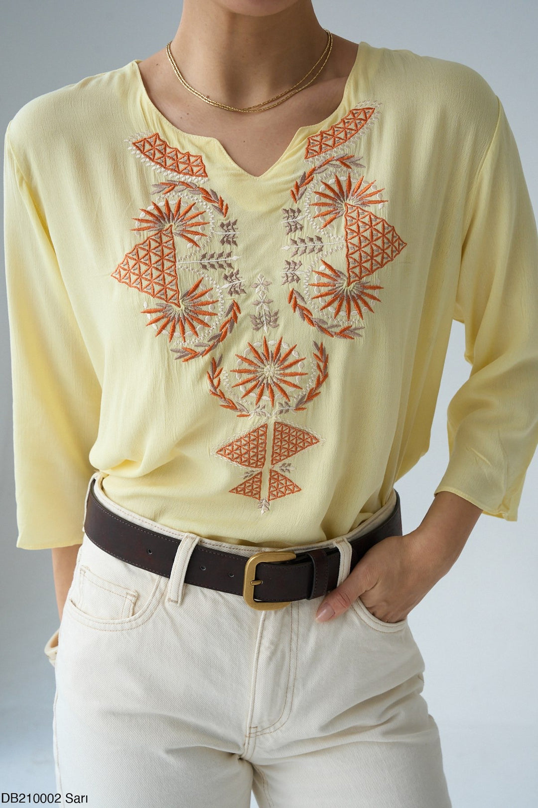 Élan™ Embroidered Flow Top