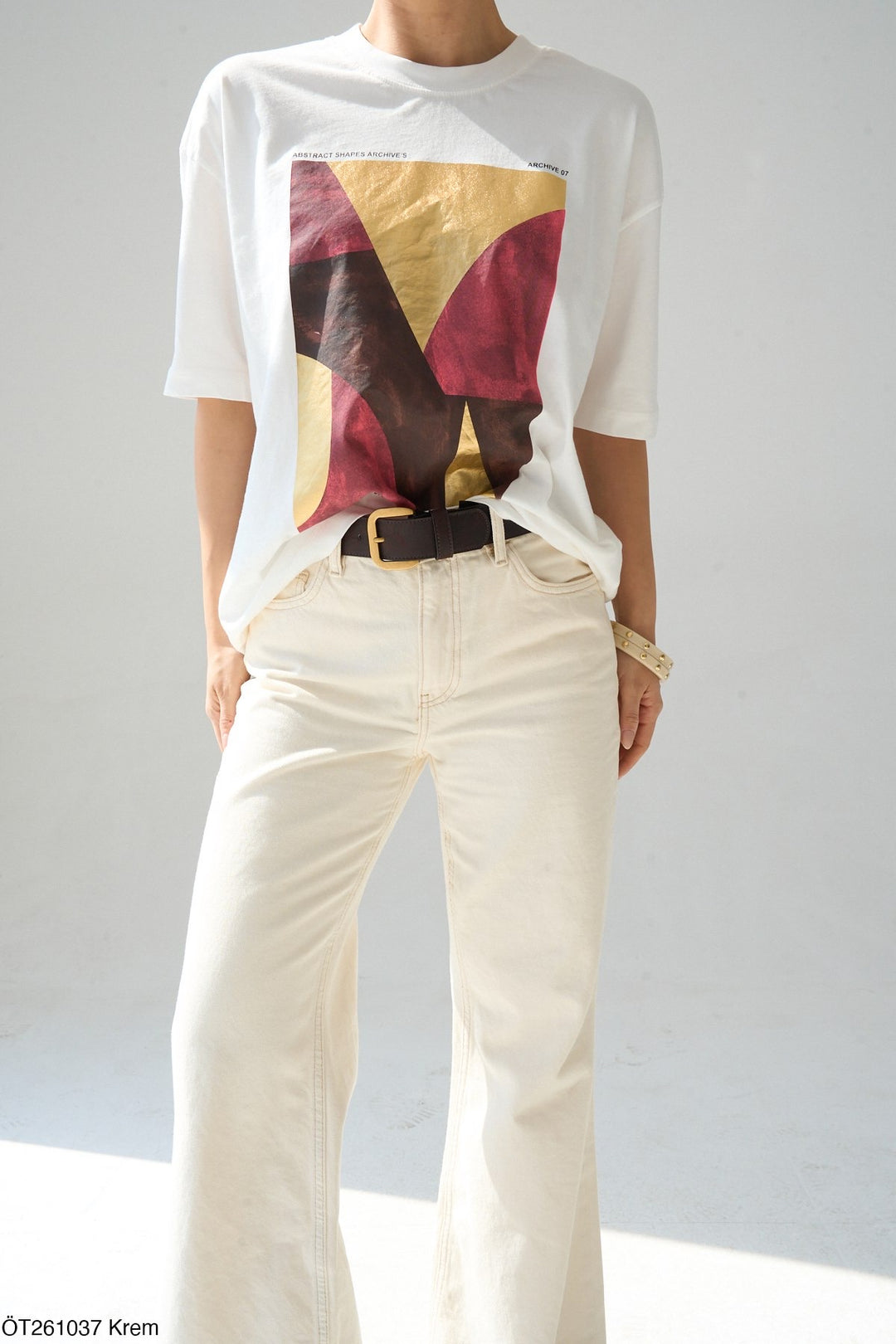 Nuvé™ Graphic Tee