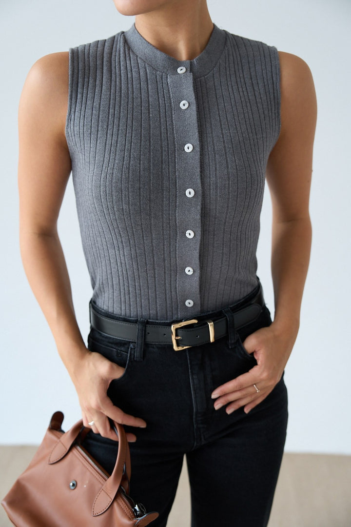 Kaelis™ Rib Button Vest