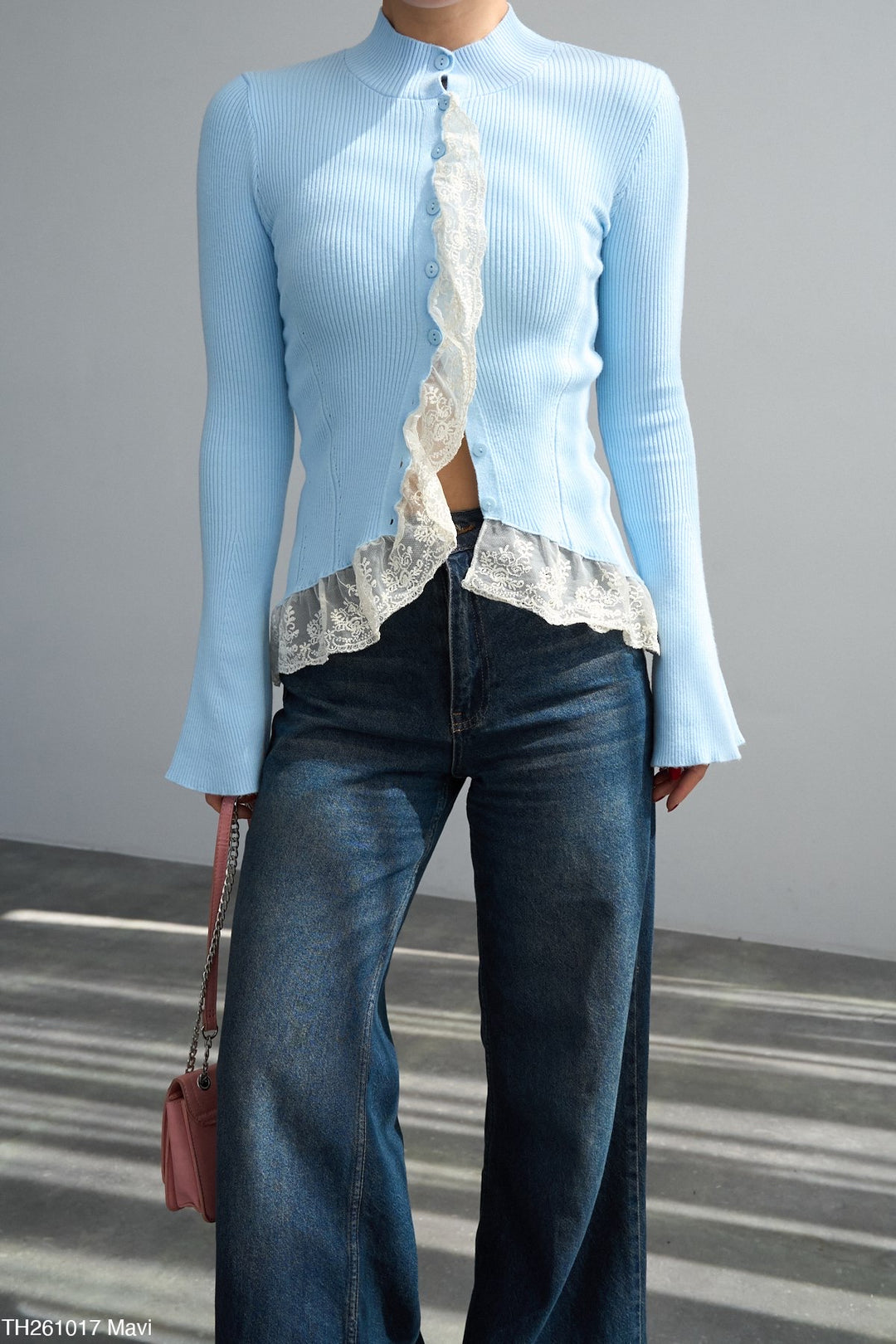 Virelle™ Lace Contour Top