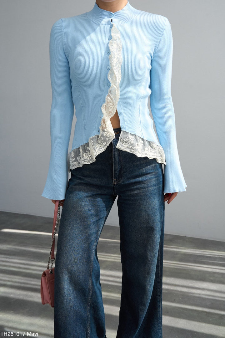 Virelle™ Lace Contour Top