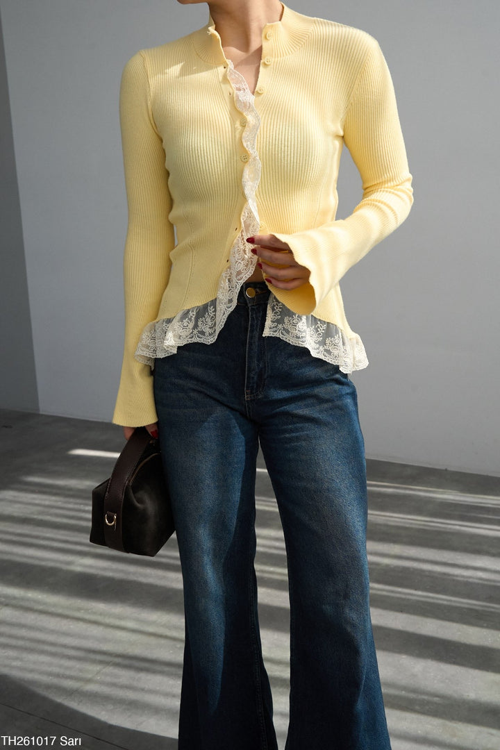 Virelle™ Lace Contour Top