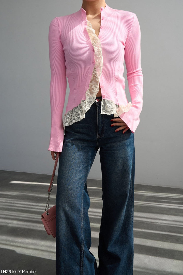 Virelle™ Lace Contour Top